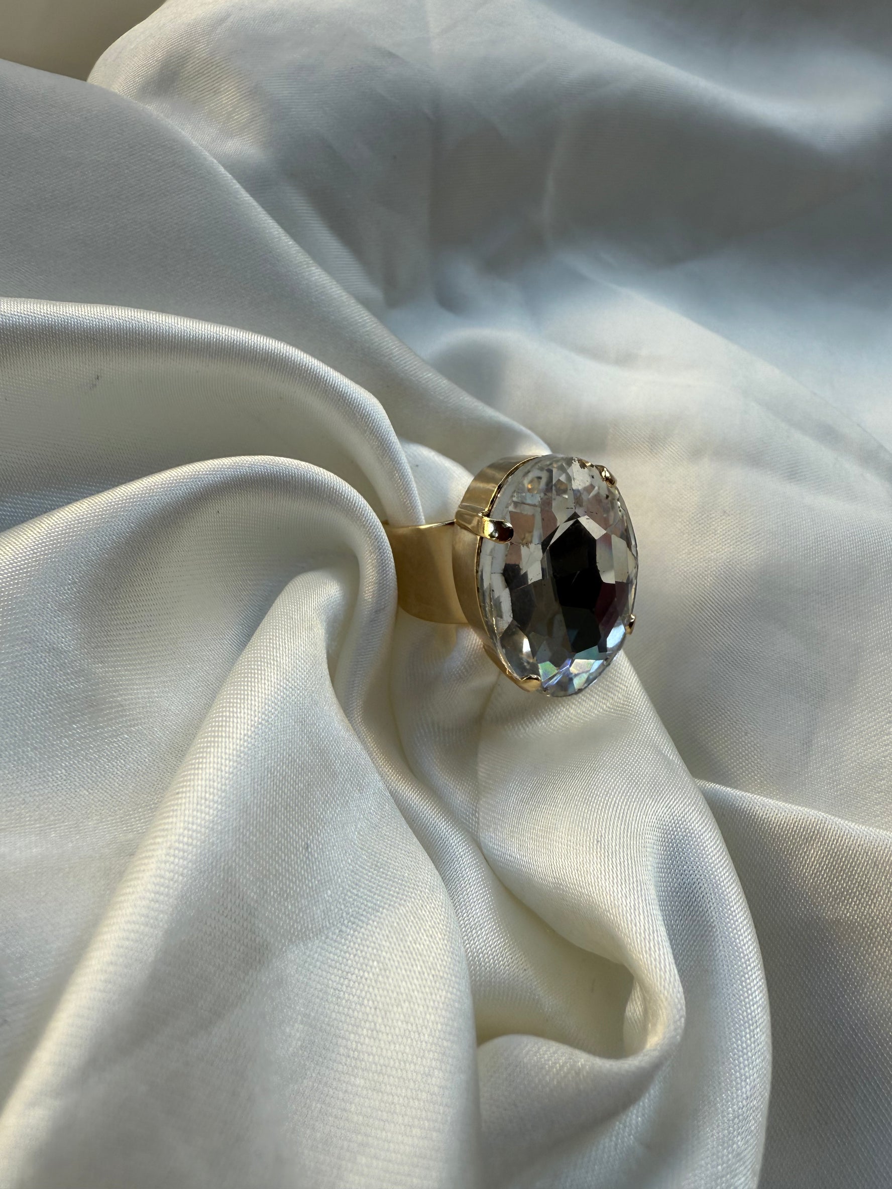 Ylenia ring