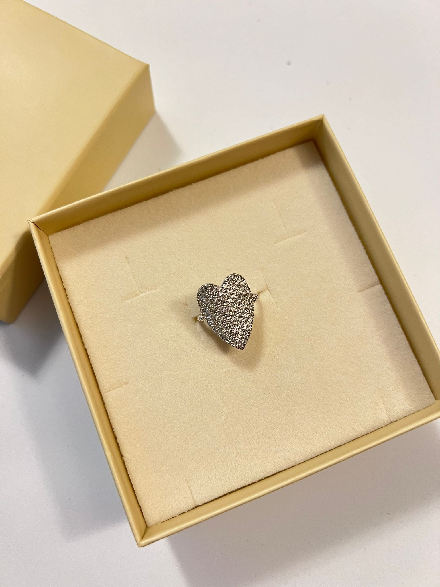 anello cuore zirconato